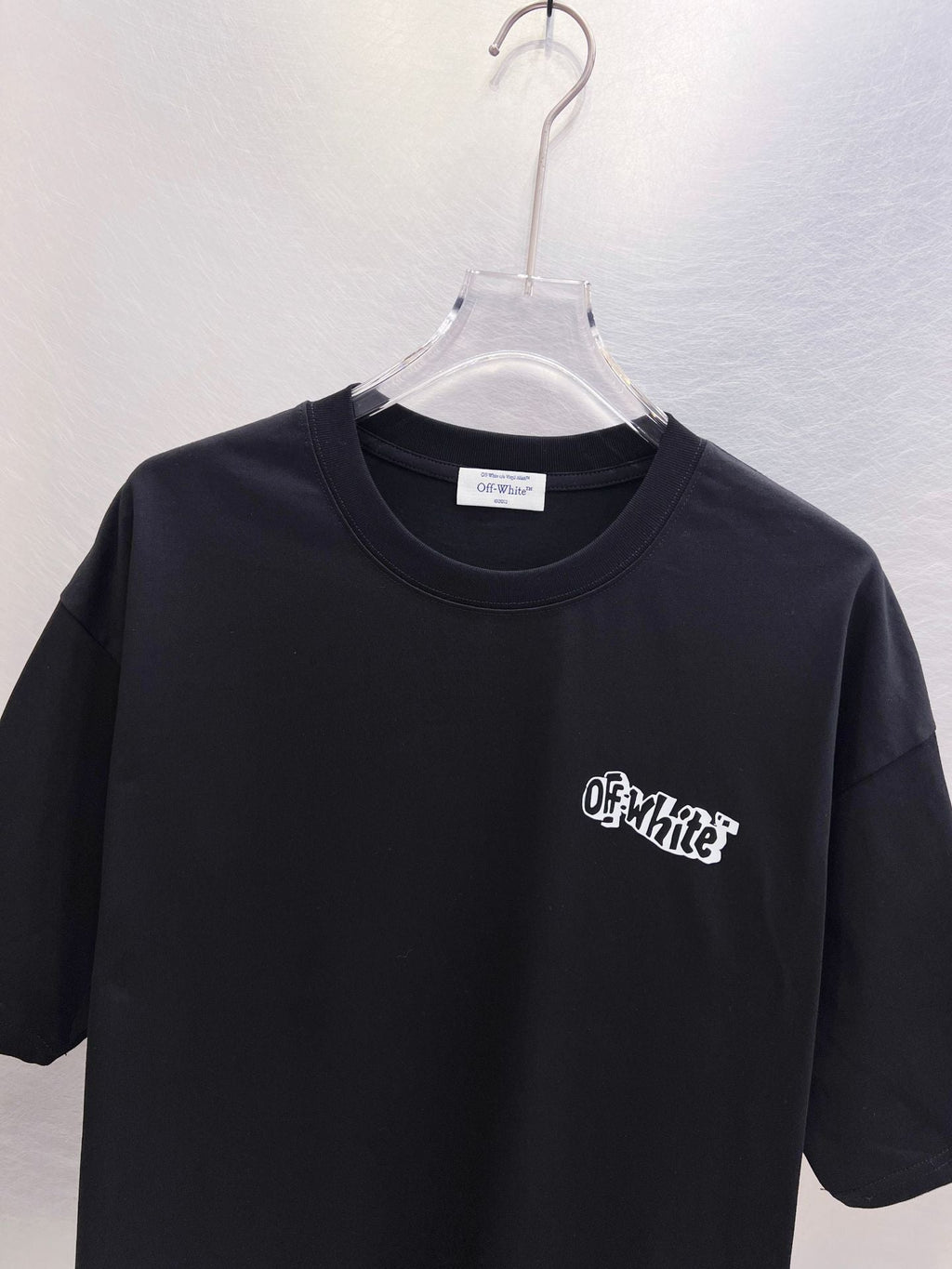 OFF-WHITE Arrow Print T-Shirts