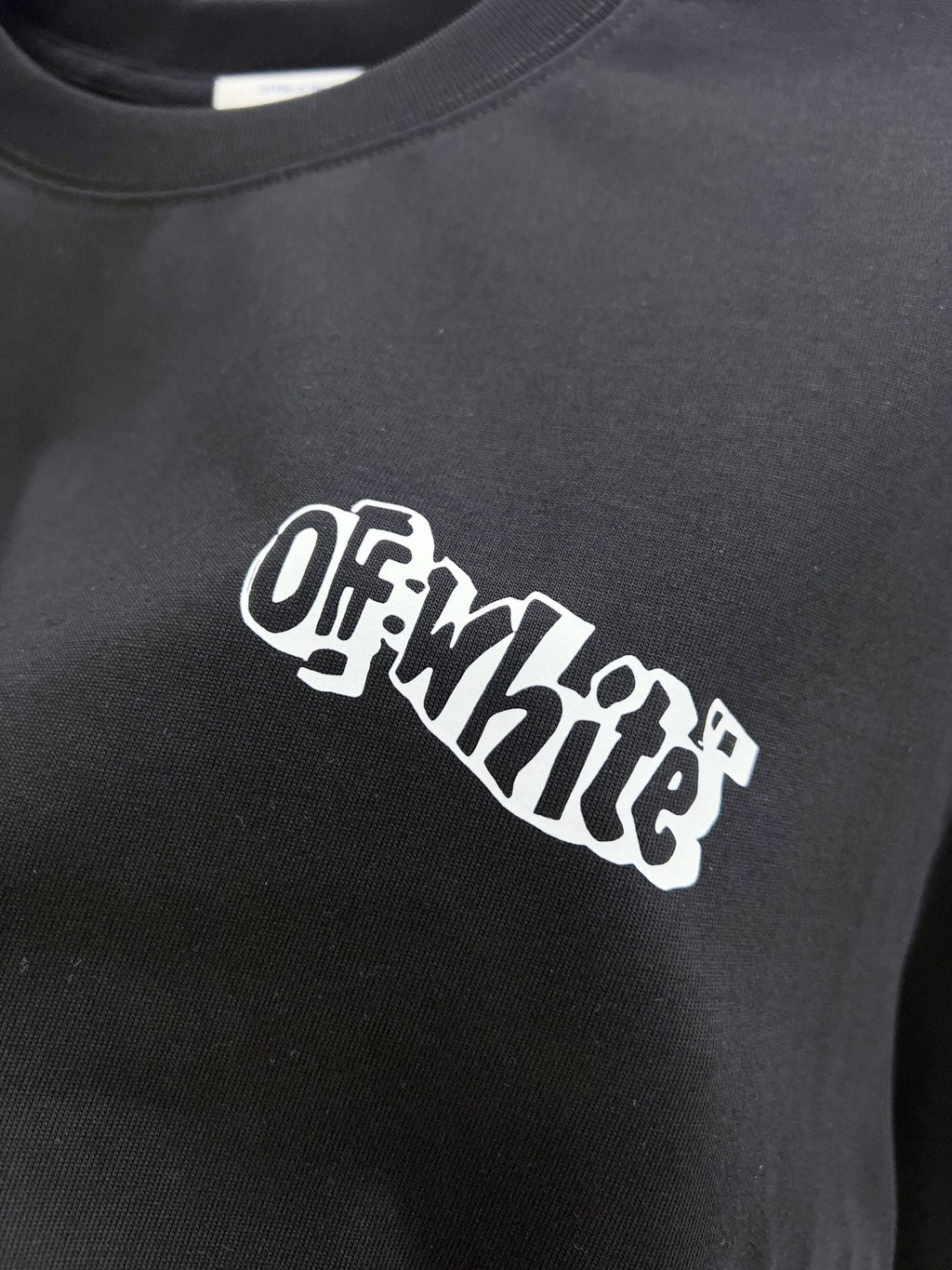 OFF-WHITE Arrow Print T-Shirts