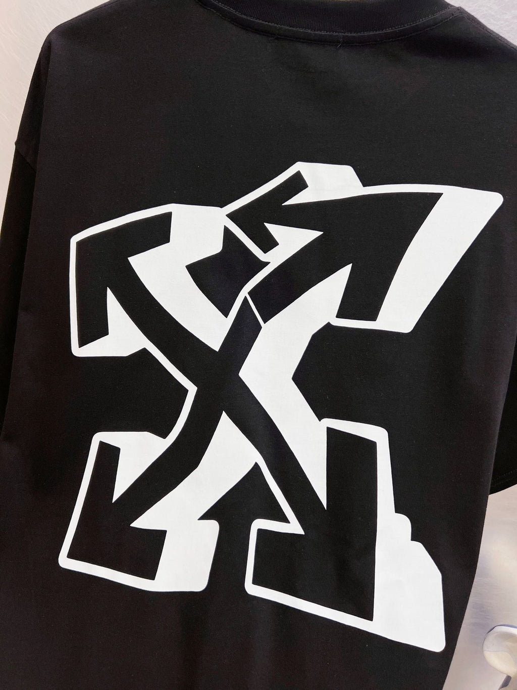 OFF-WHITE Arrow Print T-Shirts